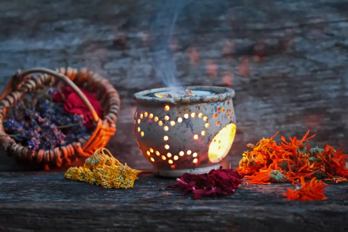 Energy Cleansing with Frankincense