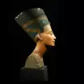 Queen Nefertiti, from birth to her death bed