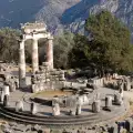 Greece archaeologists discovered an ancient temple of Apollo