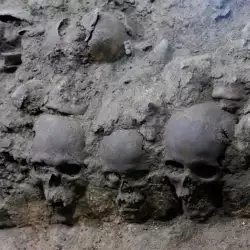 Menacing Tower of Skulls Stupefies Mexico