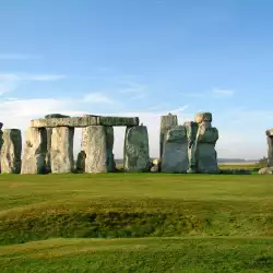 Stonehenge and the 47 Lunar Months