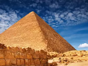 Archeologists estimated the birthday of the Great Pyramid