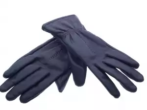 Why Shoulnt Gloves be Given as a Gift?