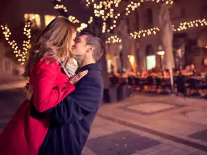 Passion, Tenderness and New Relationships in the Love Horoscope this December