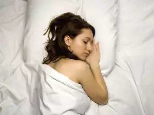 Mutated gene makes us sleep less