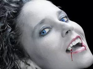 Female Vampire