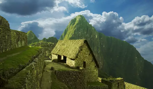 Ancient calendar discovered during excavations in Peru