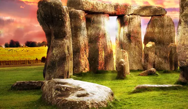 Stonehenge is designed for a sound illusion