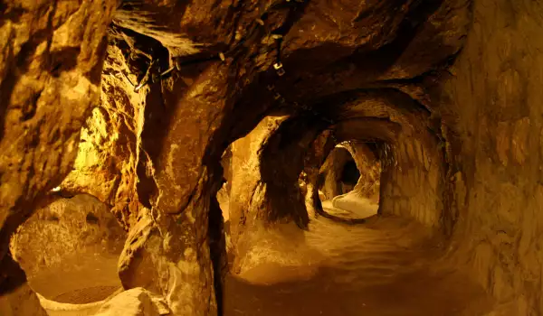 Underground tunnels - are they roads to foreign civilizations?